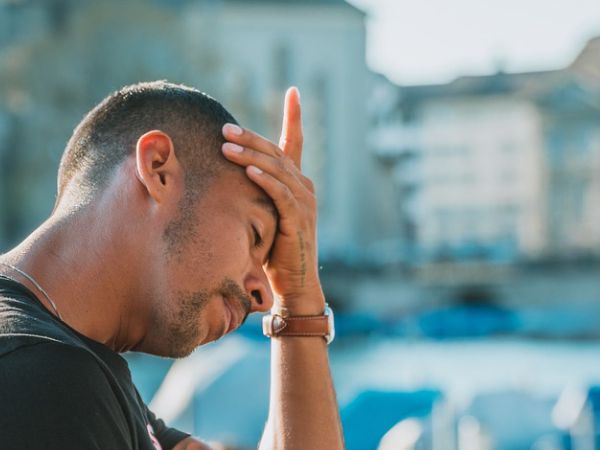 Read more about the article 두통 완화를 위한 자연 요법